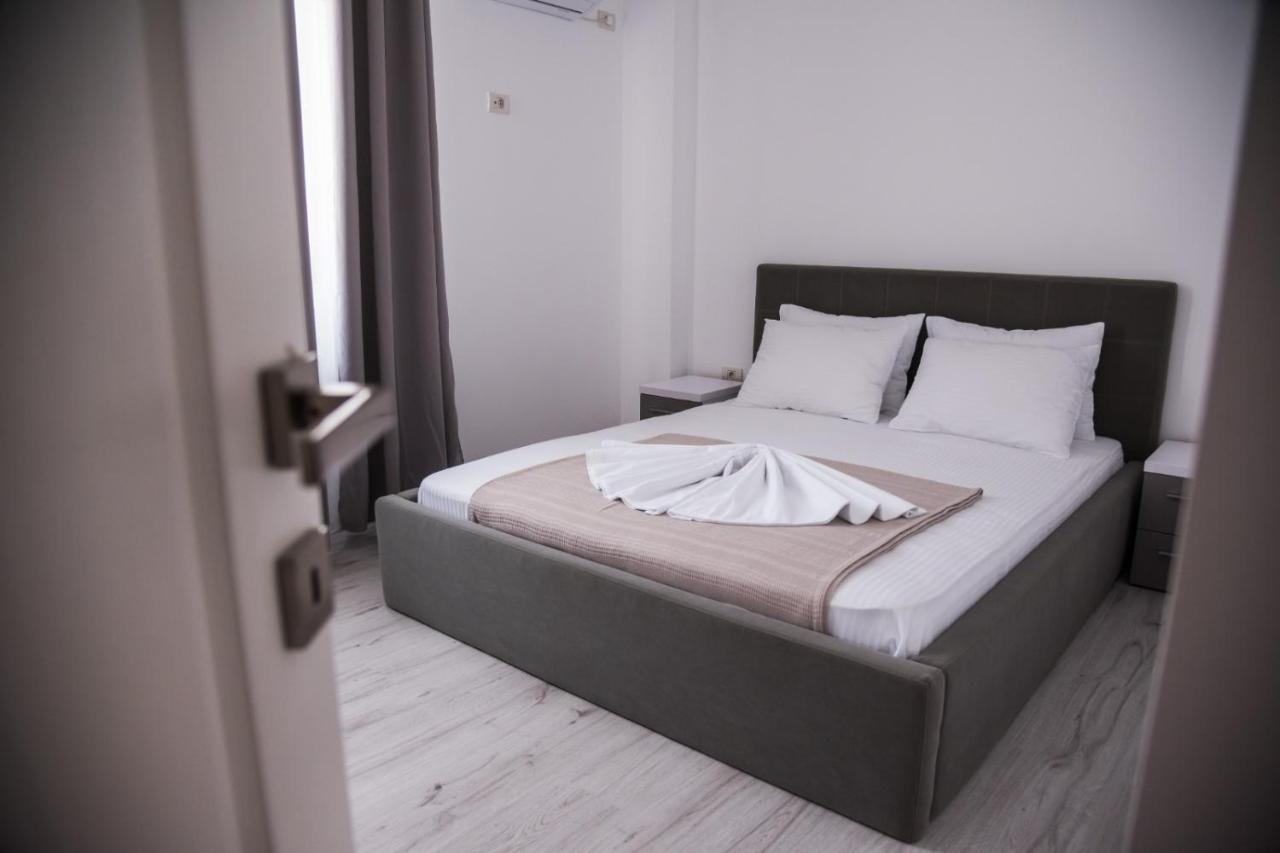 Appartement Maia à Năvodari Extérieur photo